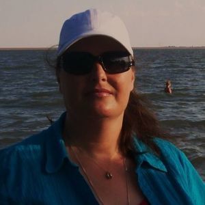 Meet your Posher, Becky